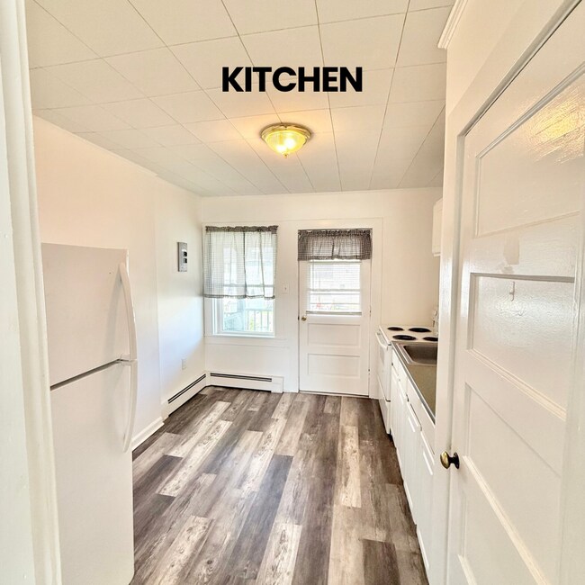 Building Photo - 321 Hayes St