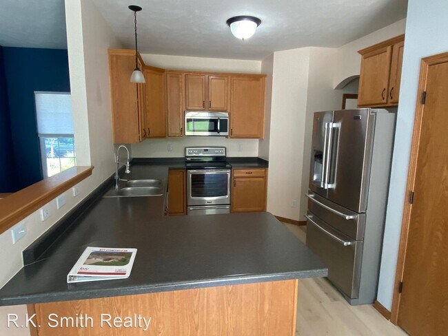 Building Photo - 4 br, 3 bath House - 877 Stonefield Drive