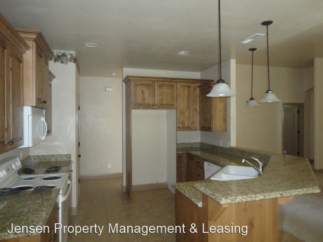 Foto del edificio - 4 br, 2 bath House - 377 West Harvest Lane