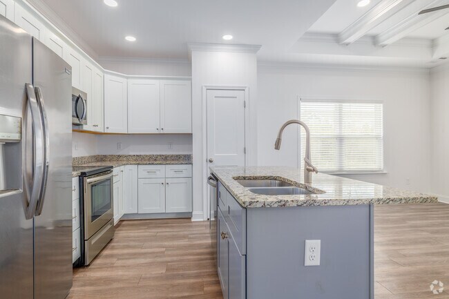 3 habitaciones, 2 baños - 1,310 pies cuadrados - Cocina - The Residences at Willow Creek