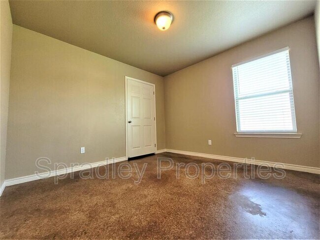 Building Photo - 1512 Vani Ct