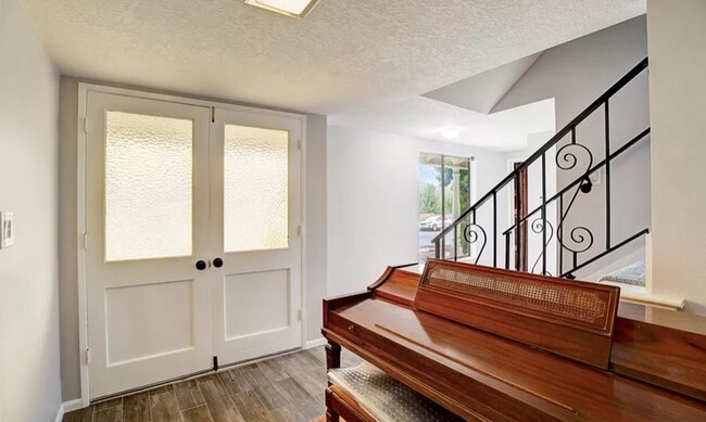 Building Photo - 23631 Canerwell St