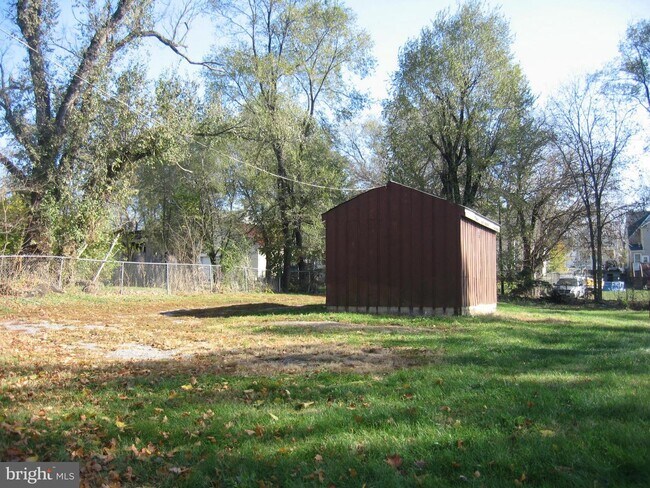 Building Photo - 525 N 3rd St
