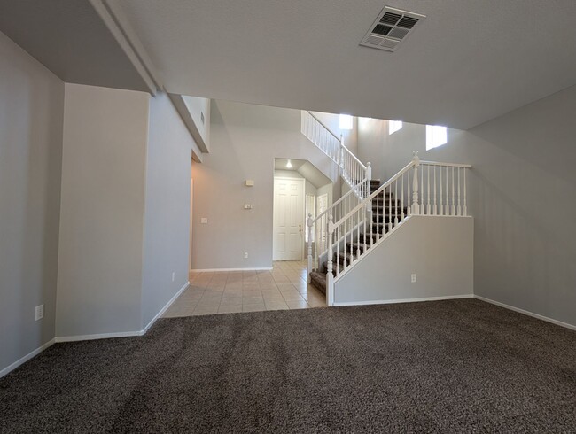 Building Photo - 2 STORY, 4 BEDROOM HOME FOR RENT IN WEST L...