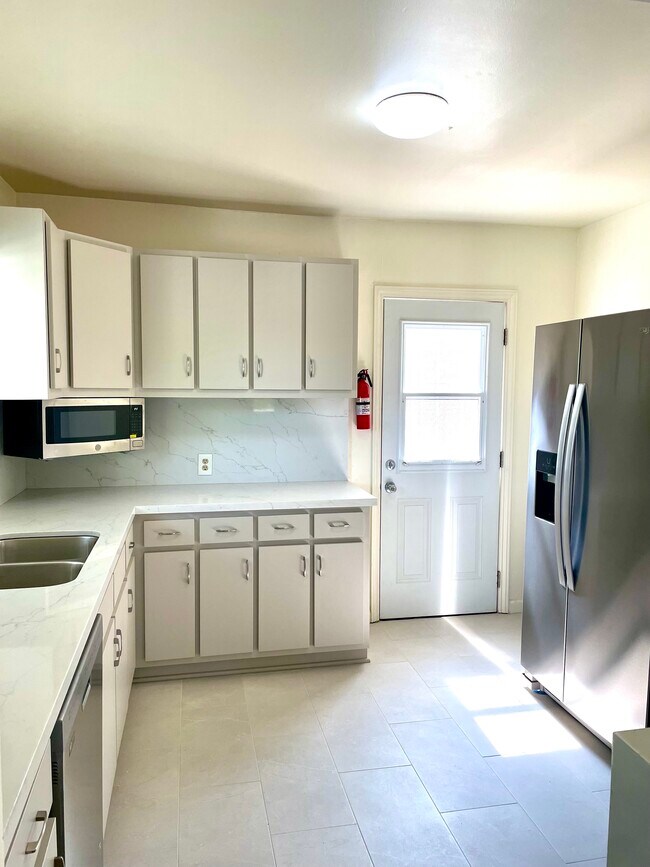 Building Photo - 507 N Exton Ave