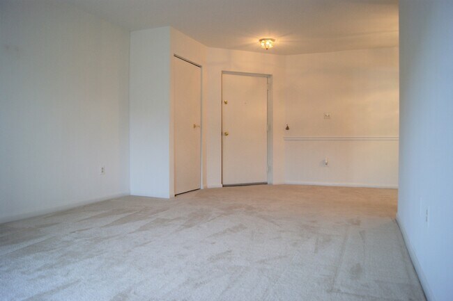 Foto del edificio - Charming 2 Bedroom/2 Bathroom Apartment in Perry Hall, MD!