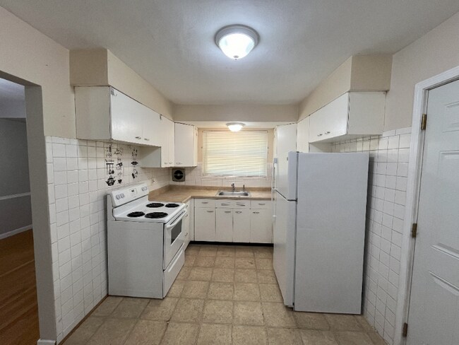 Foto del edificio - 8319 Hawkesbury Dr