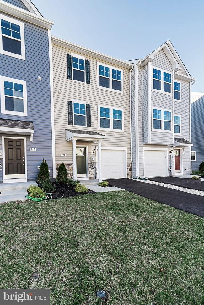 112 Cecily Way, Ranson, WV 25438 Townhome Rentals in Ranson WV