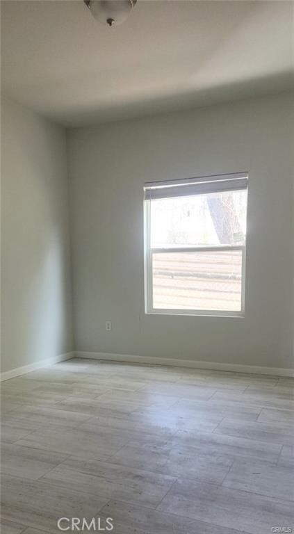 Foto del edificio - 33031 Catlin Ave