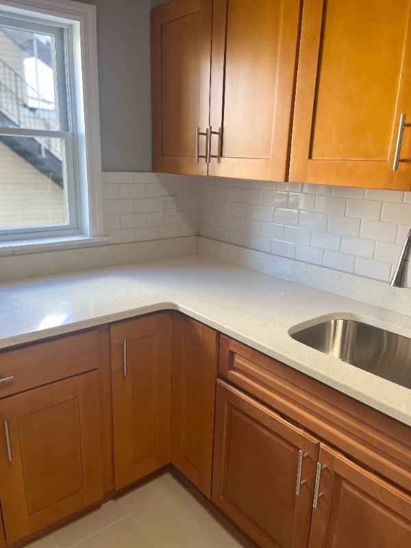 Photo - 65 Caroline Ave Apartment