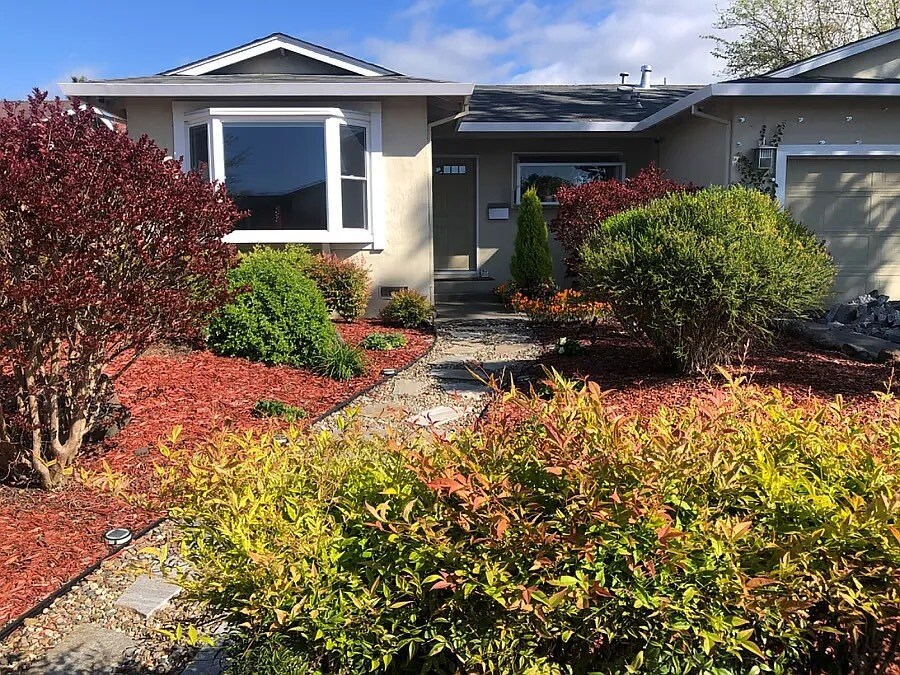 Foto principal - 1524 Baywood Dr