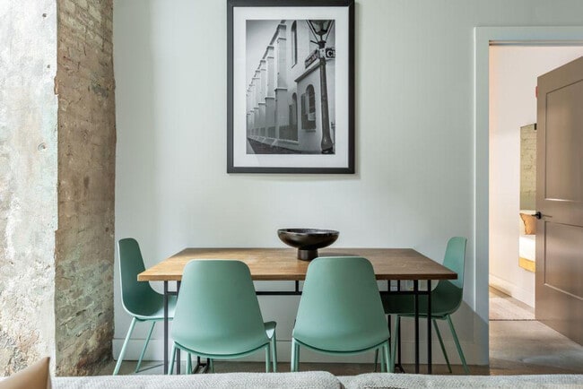 Building Photo - 315 Girod St