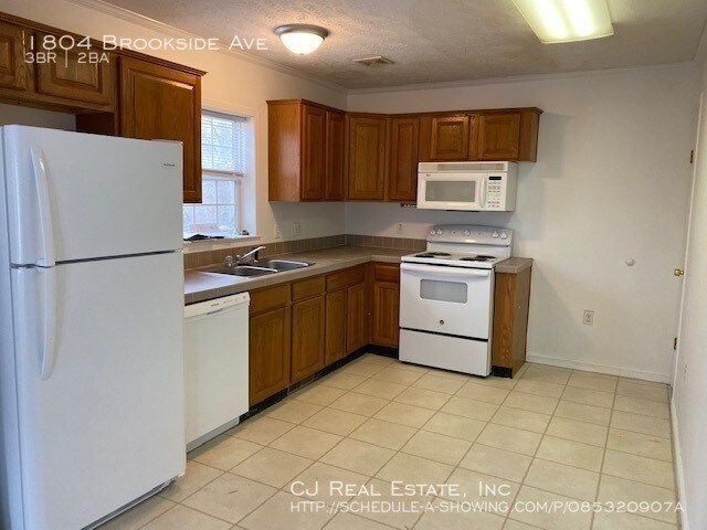 Building Photo - 1804 S Brookside Ave