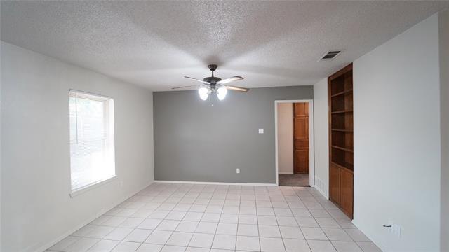 Building Photo - 110 Black Forest Dr
