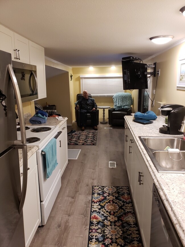 Photo - 8652 Firwood Dr House