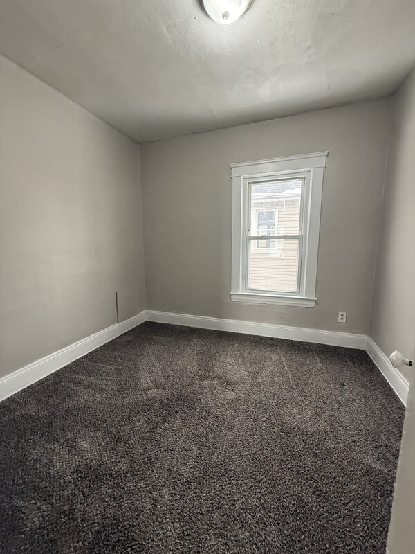 Foto del edificio - 12519 Forest Ave