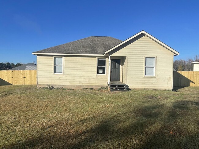 Building Photo - 144 S Burgess Rd