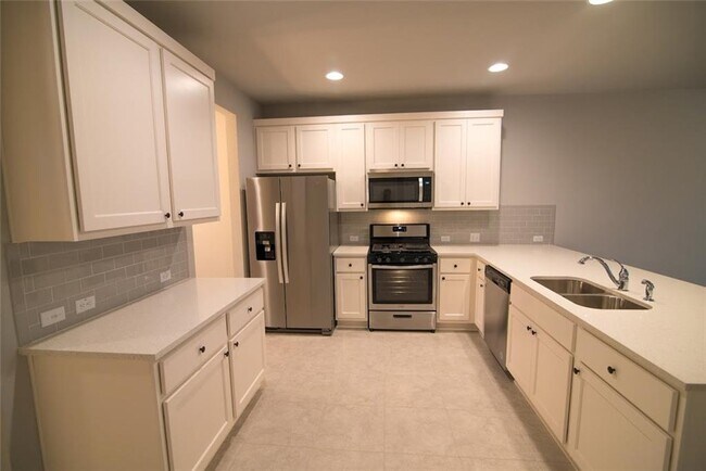 Building Photo - 1732 Yaupon Grove Ln