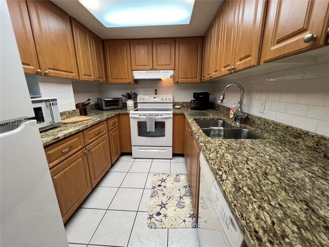 Foto del edificio - 125 S Ocean Ave