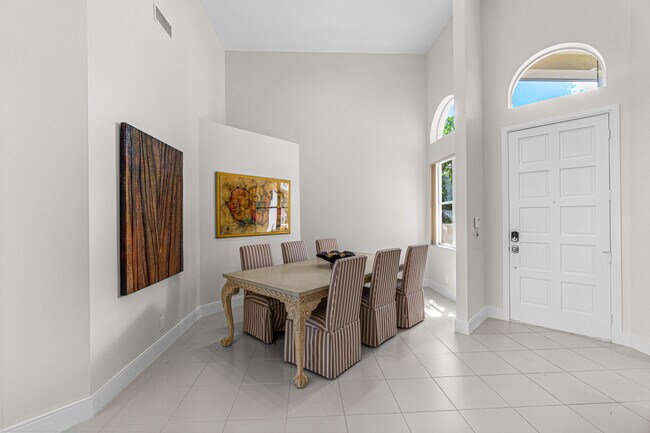 Building Photo - 6231 San Michel Way