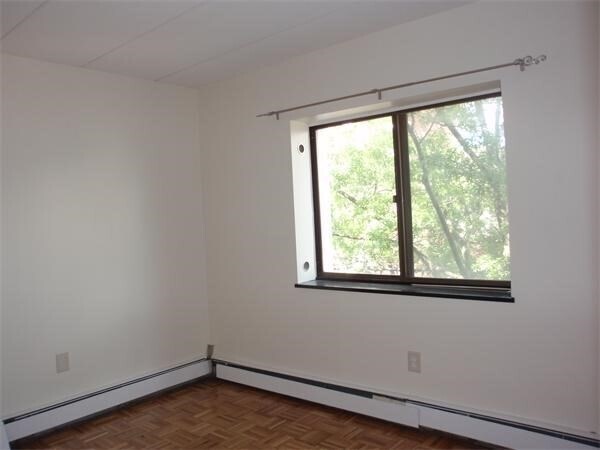 Building Photo - 284 Harvard St