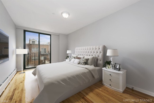 Building Photo - 3 br, 2 bath Apartment - 7149 160th St 3A