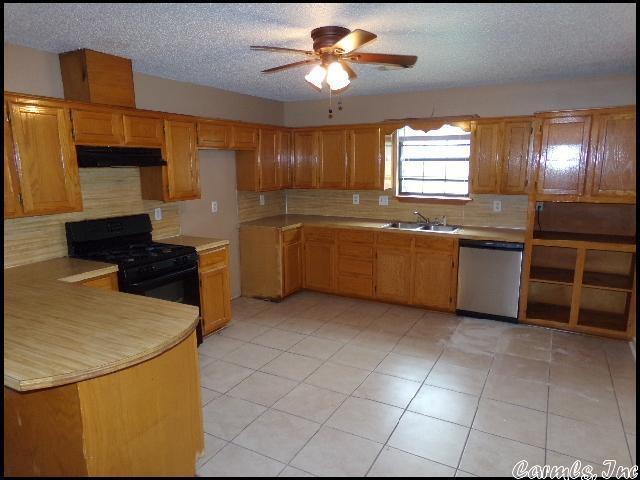 Building Photo - 514 Lora Dr