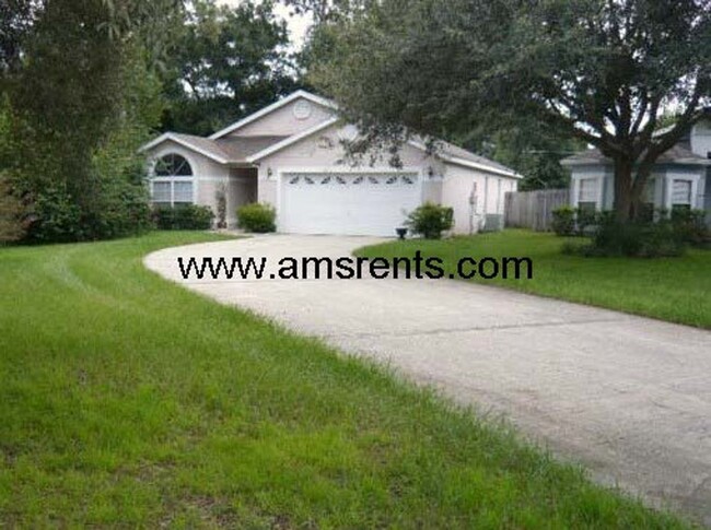 Spacious 3 bedroom 2 bath in Apopka - Spacious 3 bedroom 2 bath in Apopka House