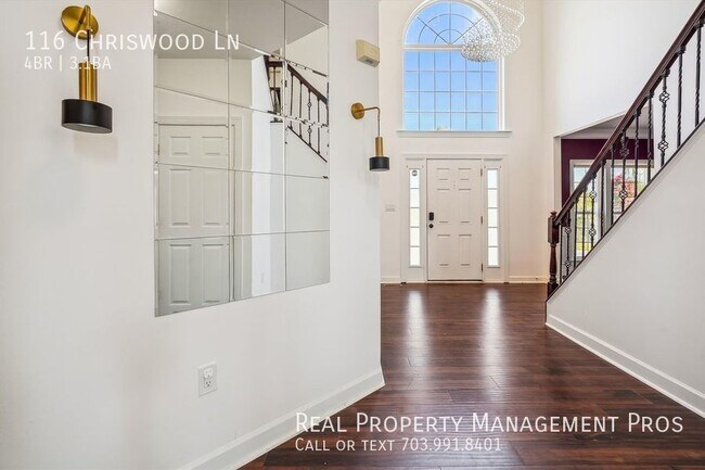 Foto del edificio - 116 Chriswood Ln