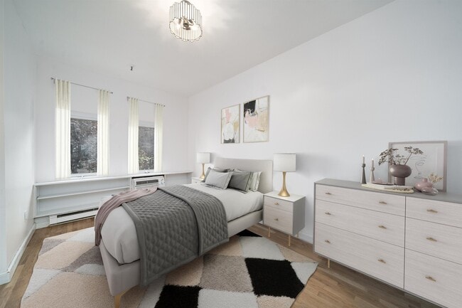 Building Photo - 230 Monroe St