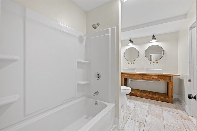 Foto del edificio - 656 Grove St