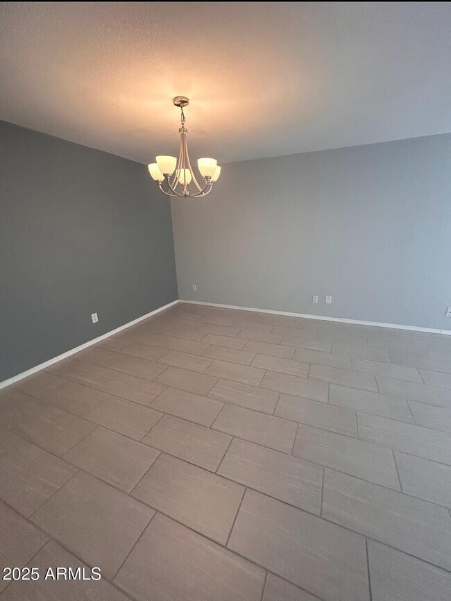 Foto del edificio - 6728 S Terrace Rd