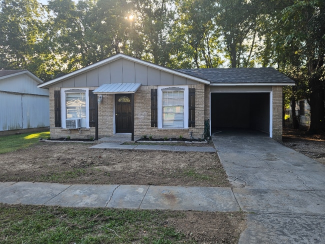 Building Photo - 506 Orchid Dr