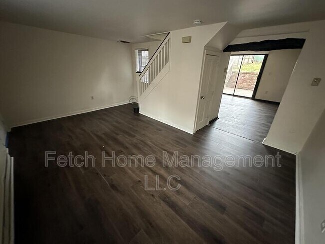 Foto del edificio - 143 Howard Ave