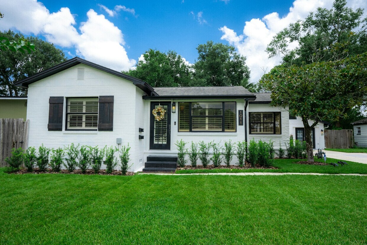 Foto principal - 1011 W Smith St