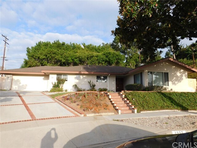 Foto principal - 1337 Riedel Ave