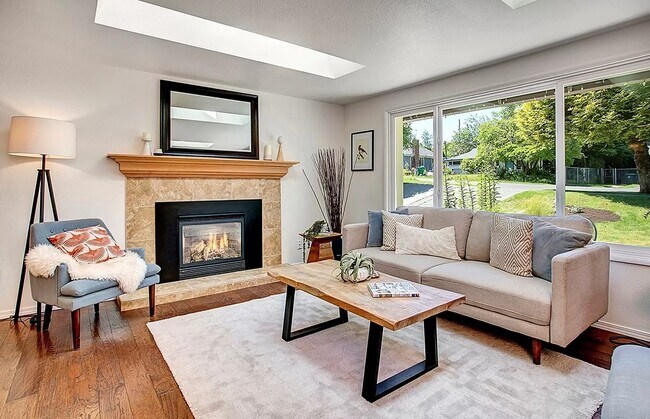 Foto del edificio - 18322 9th Ave NE