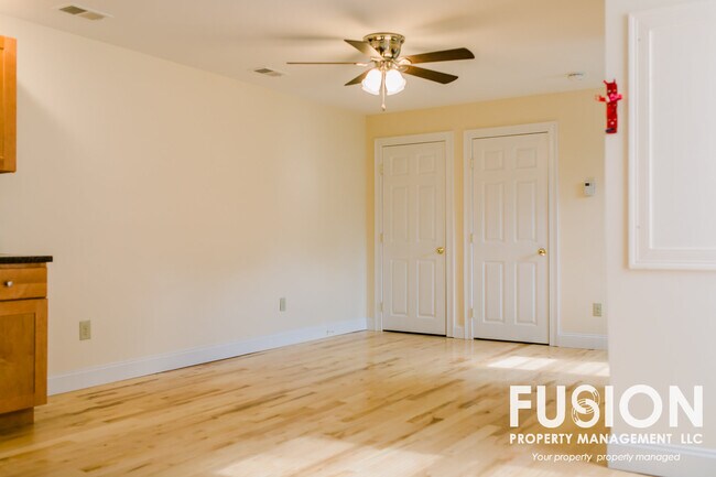 Foto del edificio - 65B King St