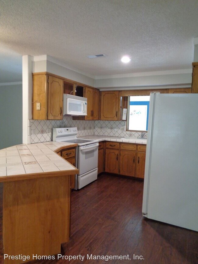 Building Photo - 3 br, 2 bath House - 24 Magnolia Drive