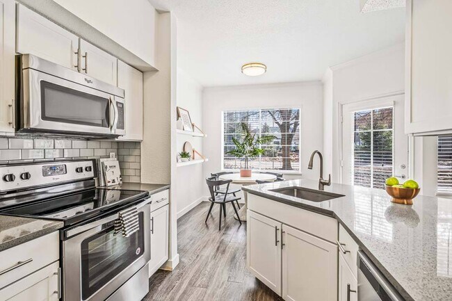 Foto del edificio - The Soleil