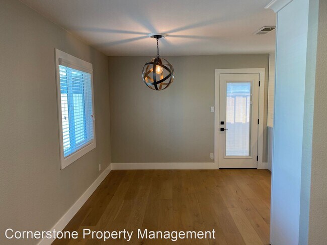 Building Photo - 3 br, 2 bath House - 2924 Manda Dr