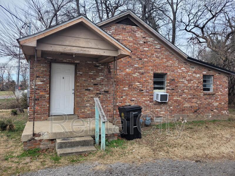 1036 Upper Finley Rd, Dyersburg, TN 38024 House Rental in Dyersburg
