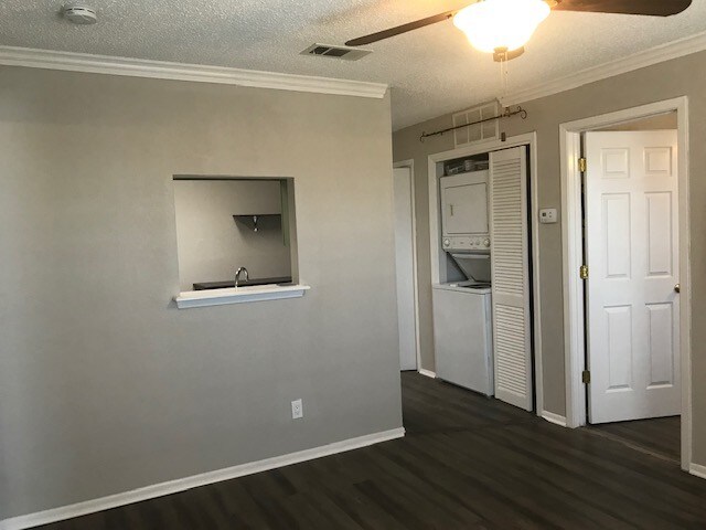 Foto del edificio - 1624 Aquarena Springs Dr