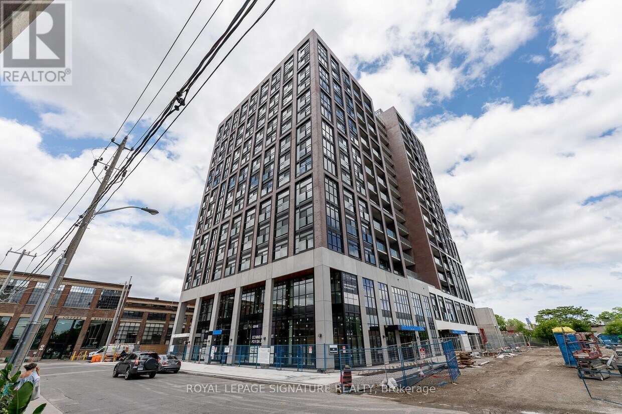 Photo principale - 181-181 Sterling Rd