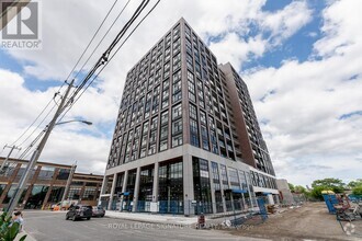 Building Photo - 181-181 Sterling Rd