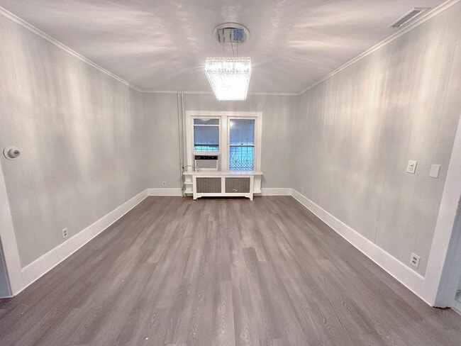 Foto del edificio - 420 W Chestnut Ave