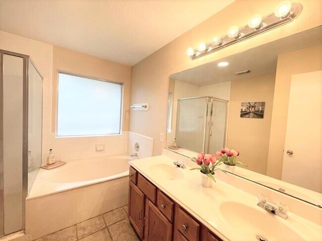 Foto del edificio - 23223 Lone Wolf Trail