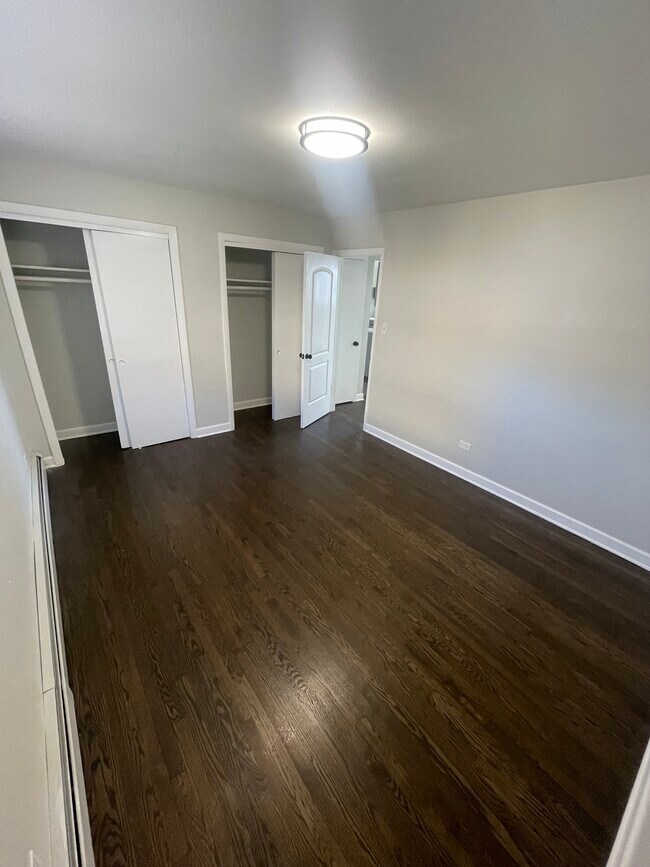 Foto del edificio - 7810 S Escanaba Ave