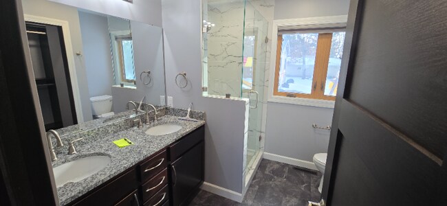 Building Photo - 4901 Bamber Valley Rd SW