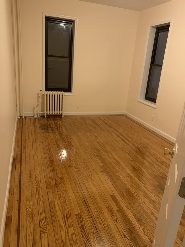 Foto del edificio - 1070 Ocean View Ave